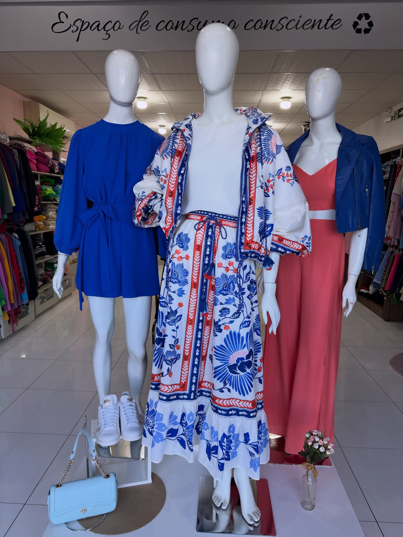Ambiente e curadoria do LB Brechó em Cascavel